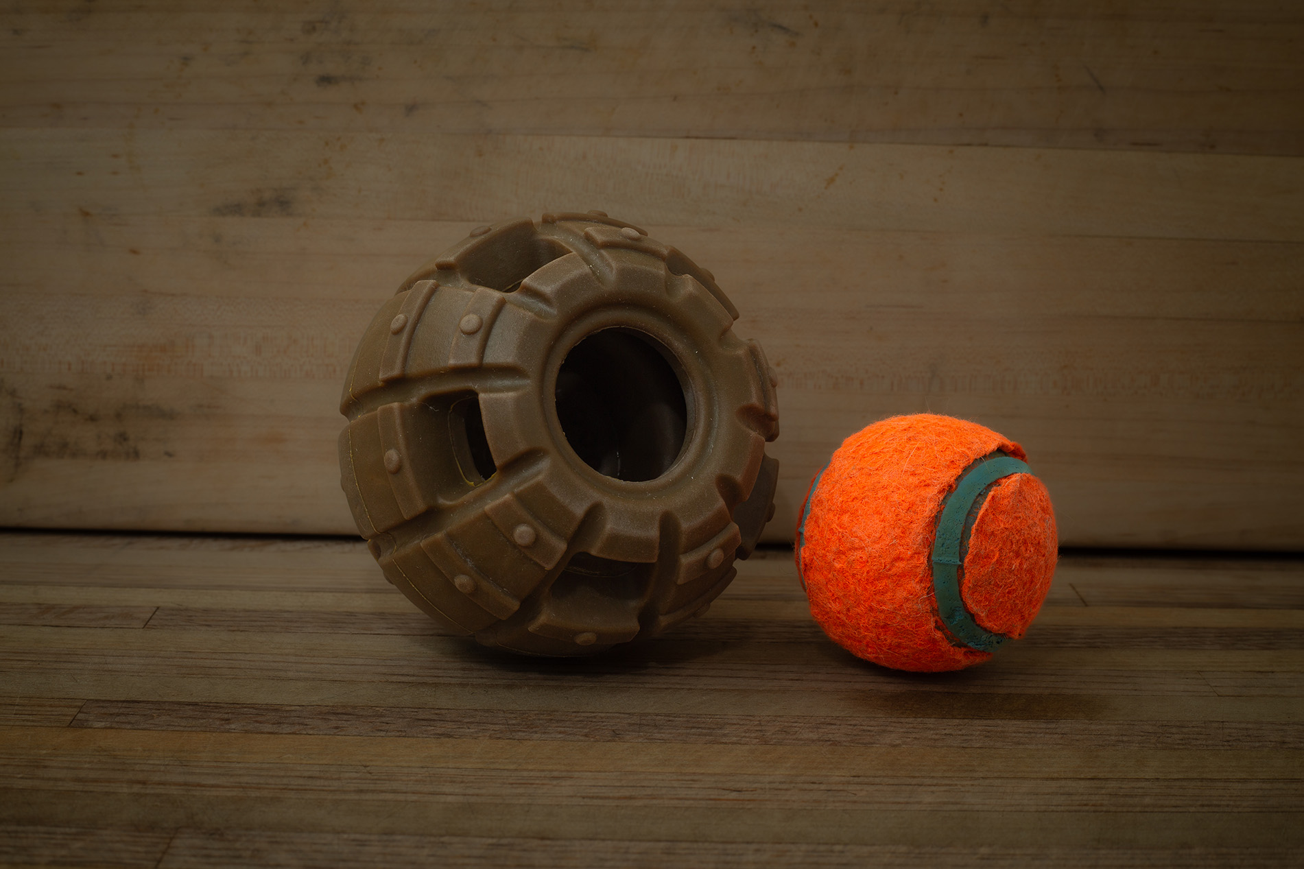 Yipetor Frozen Dog Treat Ball - Image 5