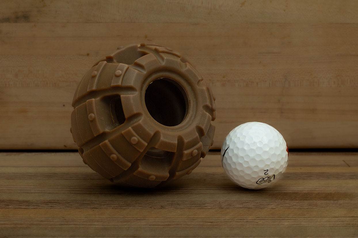 Yipetor Frozen Dog Treat Ball - Image 4